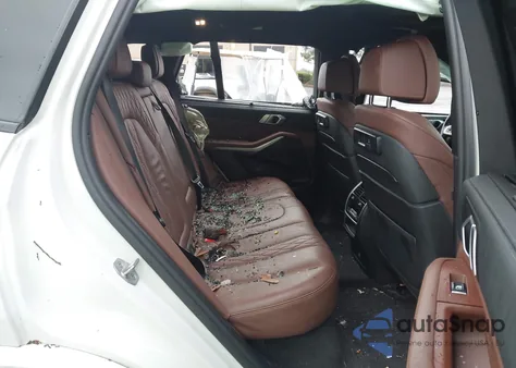 2022 BMW X5 Phev xDrive45E z USA, uszkodzony, nr VIN 5UXTA6C01N9J19119